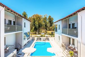 Hotel Kiwi Apartaments Creta