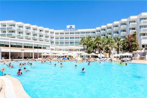 Hotel Asteria Collection Side