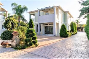 Hotel Mamfredas Luxury Resort Zakynthos