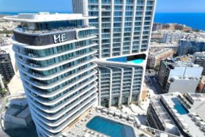 Hotel Me By Melia St Julians