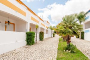 Hotel Oasis Beach Apartments Algarve