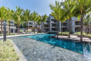 Hotel Oceanfront Beach Resort Phuket