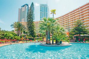 Hotel Benidorm East By Pierre And Vacances Costa Blanca