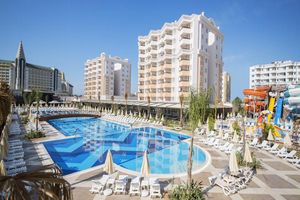 Hotel Ramada Resort Lara Lara