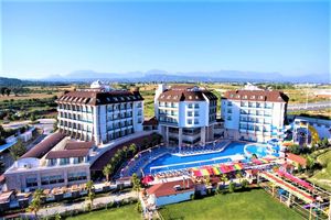 Hotel Ramada Resort Side Side