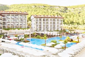 Hotel Ramada Resort By Wyndham Akbuk Didim