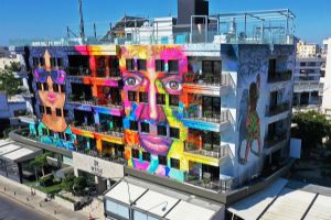 Hotel Rise Street Art Larnaca