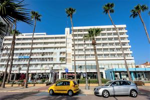 Hotel Sun Hall Larnaca