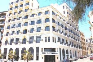 Hotel The Waterfront Sliema