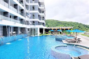 Hotel The Yama Phuket