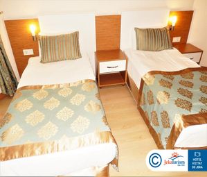 Poze ANNABELLA DIAMOND 7