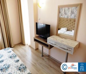 Poze AVENUE DELUXE 9