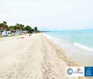 Poze BLUE CARPET LUXURY SUITES 23