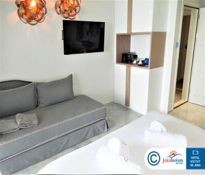 Poze BLUE CARPET LUXURY SUITES 7