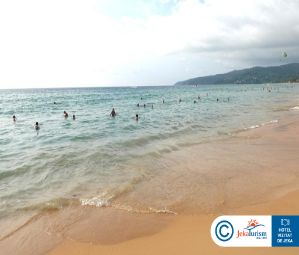 Poze Beyond Resort Karon 15