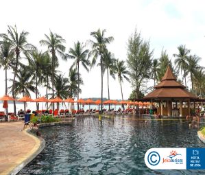 Poze Beyond Resort Kata 8