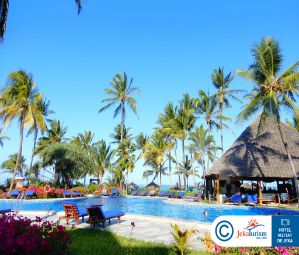 Poze Breezes Beach Club And Spa 10