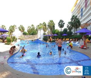 Poze Centara Mirage Beach Resort 11