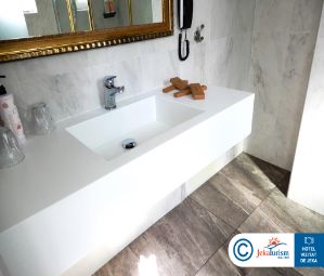 Poze Delfina Tropic Beach 7