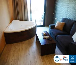 Poze ELEGANCE LUXURY EXECUTIVE SUITES 8