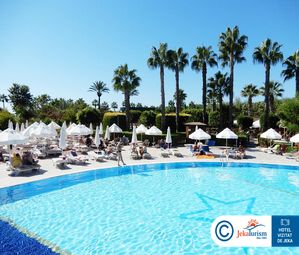 Poze FAME RESIDENCE LARA 11