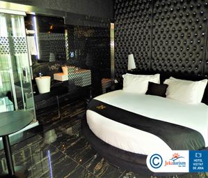 Poze HUGO S BOUTIQUE 9