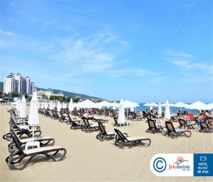 Poze Helena Sands 15