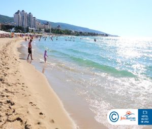 Poze Helena Sands 16