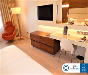 Poze Hotel AMATHUS BEACH LIMASSOL