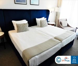 Poze Hotel ASTOR GARDEN