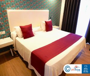 Poze Hotel Flamingo Beach Mate