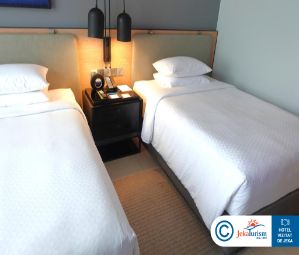 Poze Hotel Four Points By Sheraton Phuket Patong Beach Resort