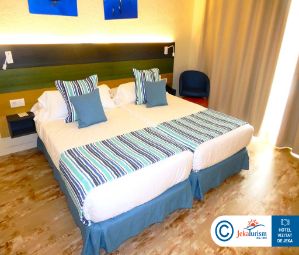 Poze Hotel Hovima La Pinta Beachfront Family