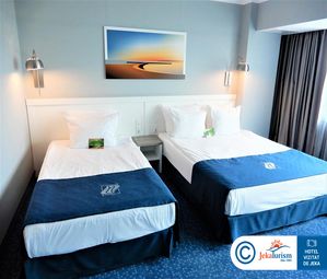 Poze Hotel INTERNATIONAL CASINO AND TOWER SUITES