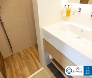 Poze Hotel MIRABLUE LUXURY RESIDENCES KASSANDRA GRECIA