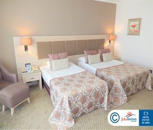 Poze Hotel MIRACLE RESORT