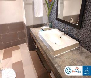 Poze Hotel Outrigger Khao Lak Beach Resort Khao Lak Thailanda