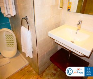 Poze Hovima La Pinta Beachfront Family 13