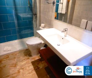 Poze Hovima La Pinta Beachfront Family 8