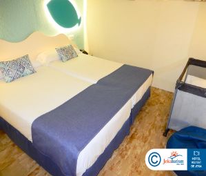 Poze Hovima La Pinta Beachfront Family 9