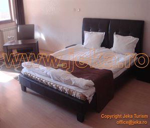 Poze ICEBERG BULGARIA