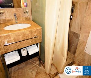 Poze INTERNATIONAL CASINO AND TOWER SUITES 10