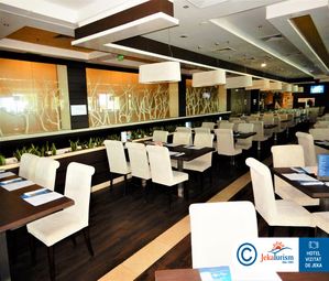 Poze INTERNATIONAL CASINO AND TOWER SUITES 11