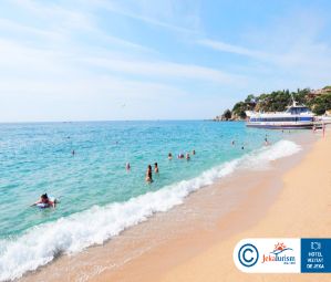 Poze L Azure Hotel 20