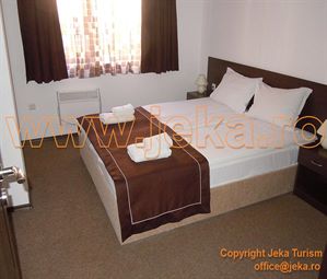 Poze MARIA ANTOANETA 12