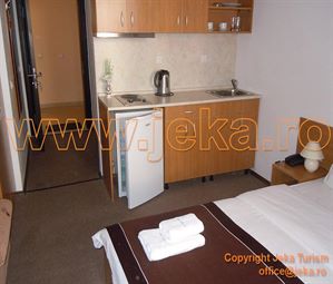 Poze MARIA ANTOANETA 7