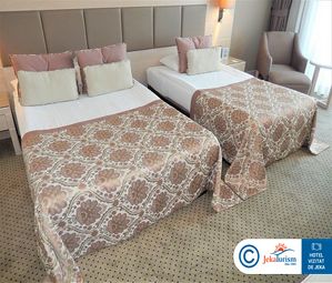 Poze MIRACLE RESORT 6