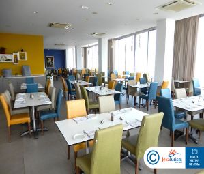 Poze Nicholas Color 9