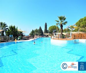 Poze PINE BAY HOLIDAY RESORT 12