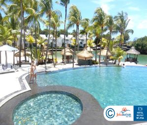 Poze Paradise Cove Boutique 12